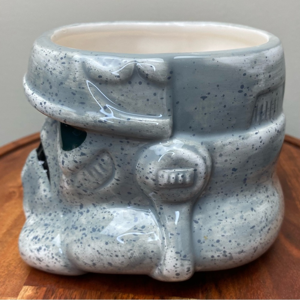 Star Wars Stormtrooper Helmet mug - Picture 4 of 9